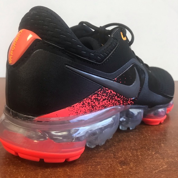 Nike Air Vapormax GS Youth Running Shoes - Picture 5 of 8